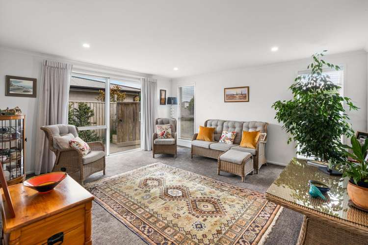 32 Whitehorn Drive Lincoln_9