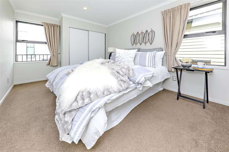 21 Hirimate Place Flat Bush_15
