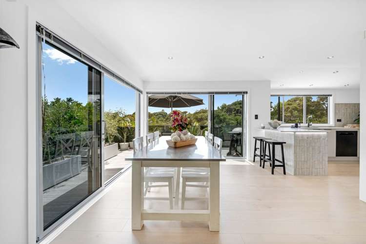 27 Omana Heights Drive Maraetai_16