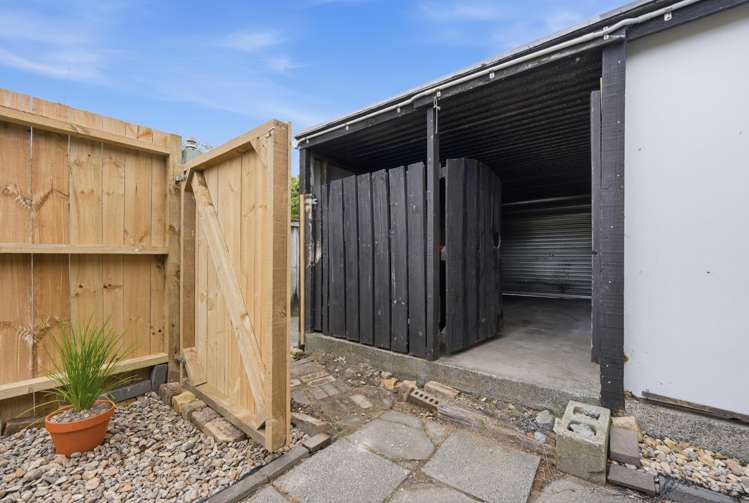 1/23 Aranui Road Mount Wellington_13