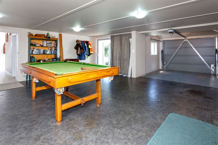 115 Oratia Place Onemana_15