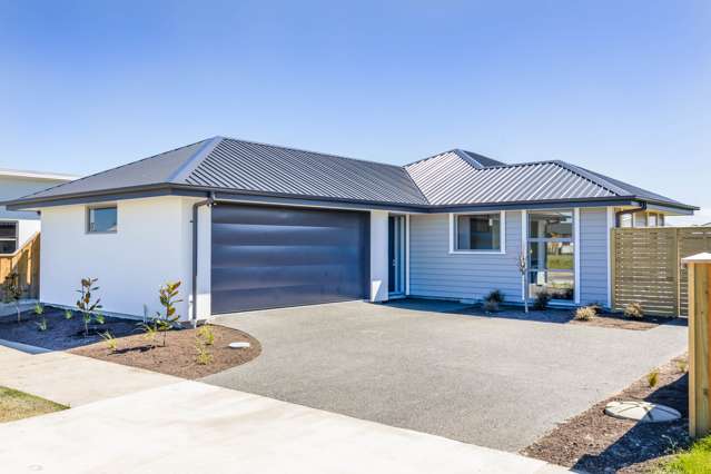 66 Te Hurunui Drive Pegasus_2