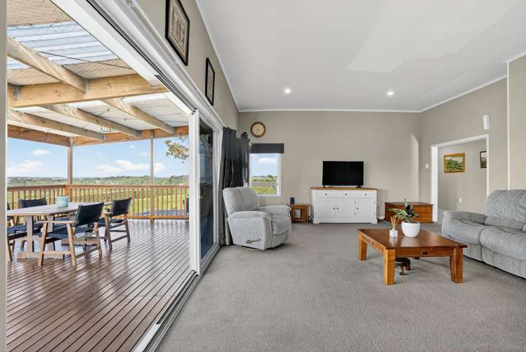 722 Awhitu Road Waiuku_45