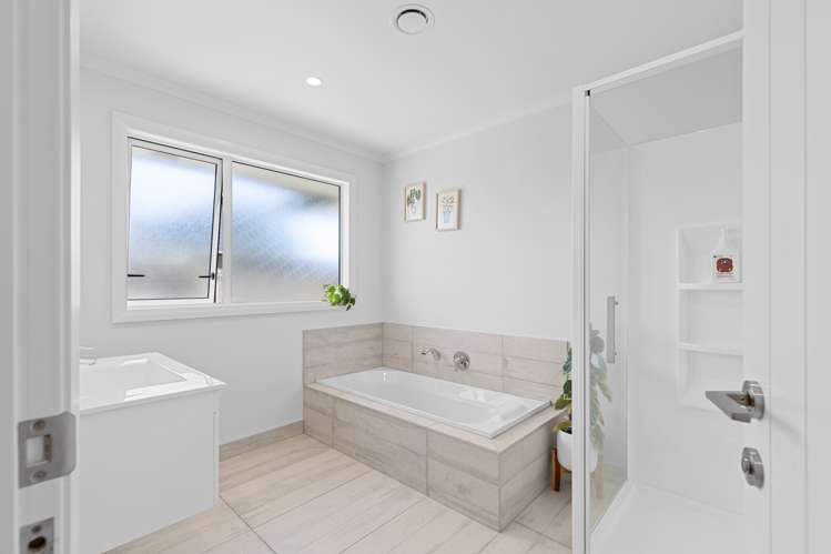 6 Atlantic Drive Fitzherbert_23