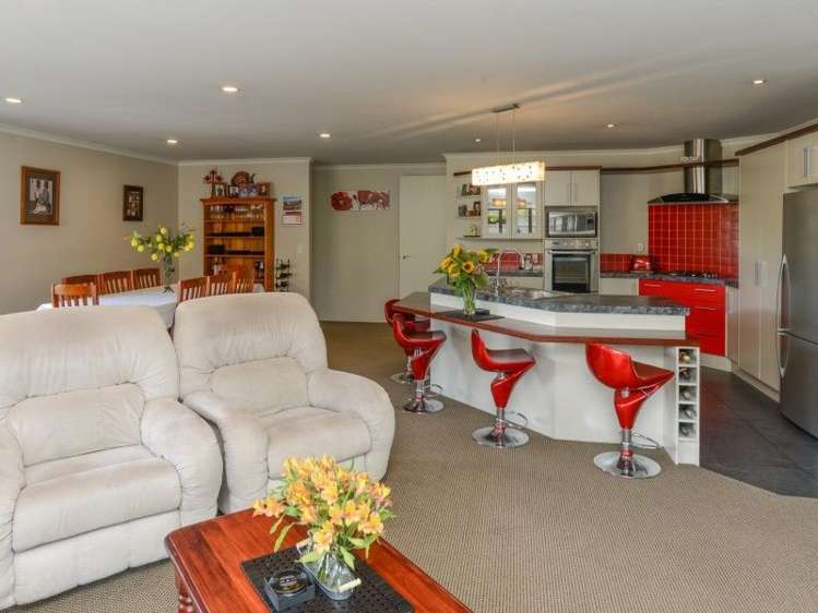 19 Tasman Drive Poraiti_6