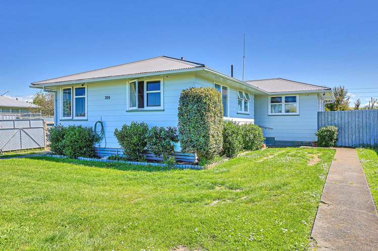 309 Ruru Place Camberley_13