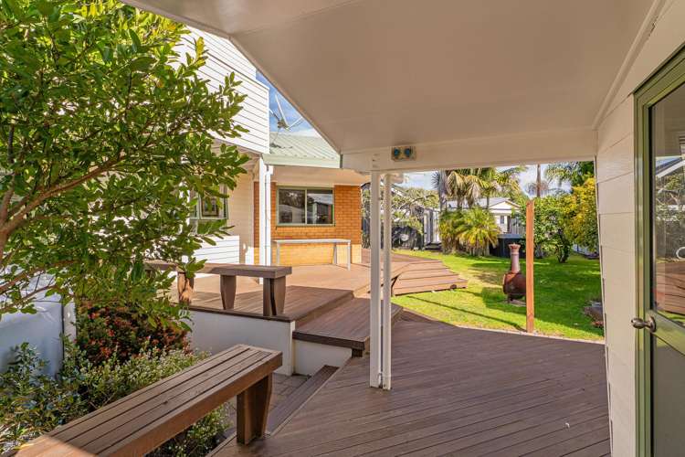 7 Martin Place Cooks Beach_26