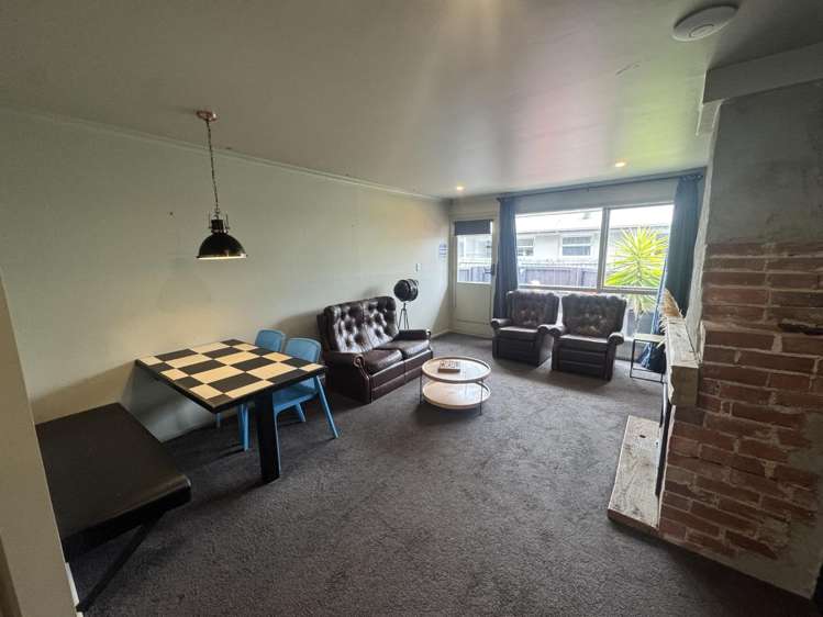 2/29 Office Road Merivale_2