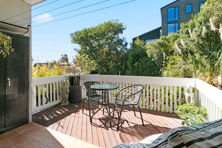 3/24A Landscape Road Mt Eden_4