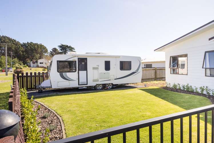 9 Chrystal Street Foxton Beach_31
