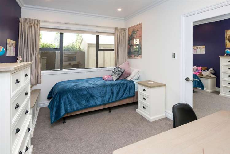 7 Pitlochry Place Highland Park_13