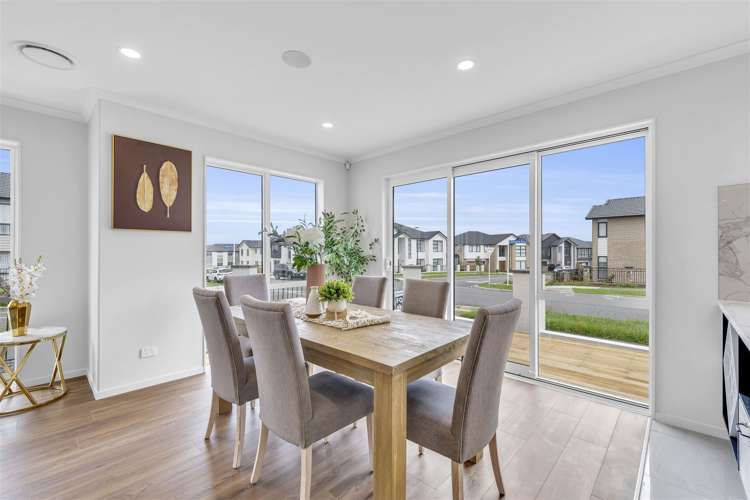 18 Dungloe Avenue Flat Bush_8