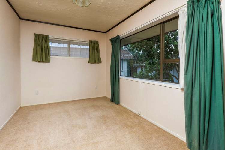 2/18 Rangitoto Terrace Milford_11