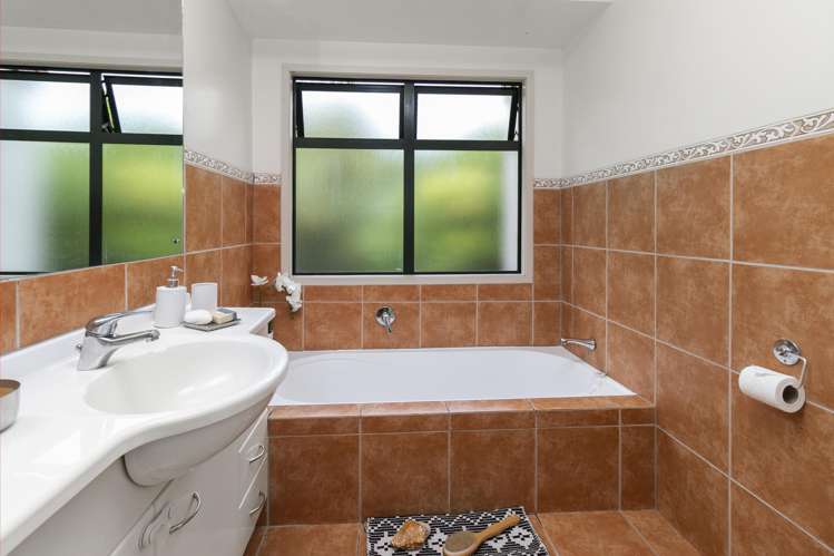 37A Hendry Avenue Hillsborough_18