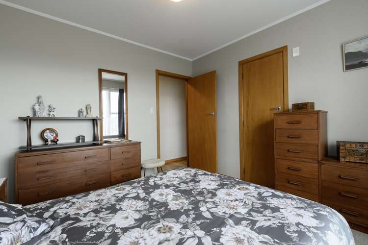 14 Jonathon Street Brookfield_6