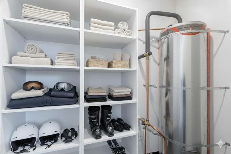 1/33 Frederick Street Waltham_13