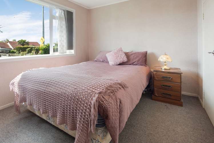 180 Te Atatu Road Te Atatu South_5