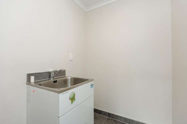 60 Arrowsmith Drive Flat Bush_24