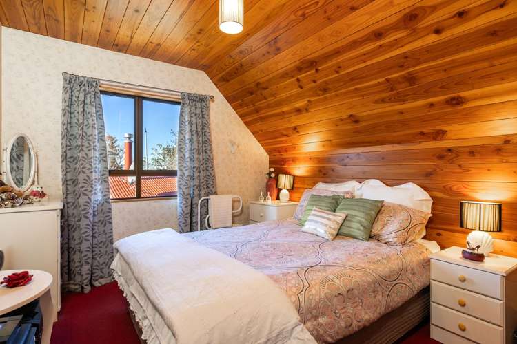 84a Dillons Point Road Islington_11