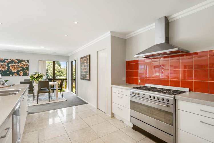 43 Lough Bourne Drive Pukekohe_14