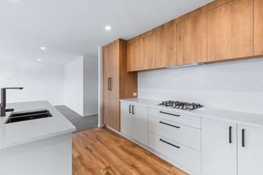 26 Makomako Crescent_3