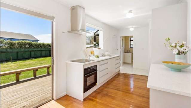 13 Alamein Road Panmure_2