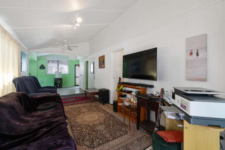 22 Pirangi Street Pt England_15