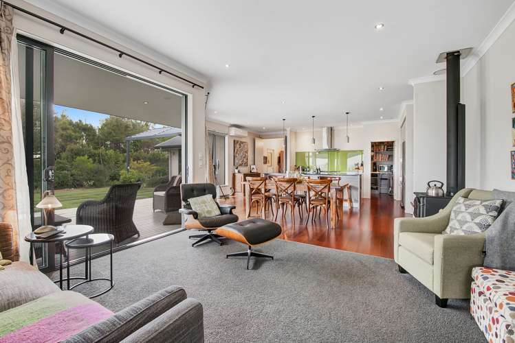 69a Pipitiwai Drive Helensville_6