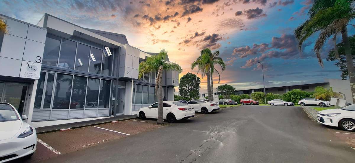 2/40 Arrenway Drive_1