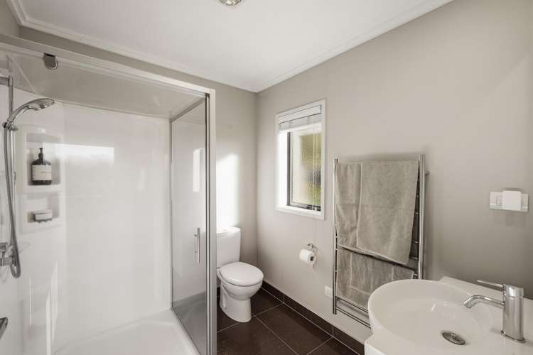 3 Sarona Park Drive Omanawa_10