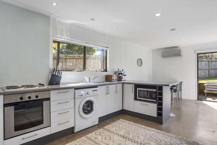 18 Glen Vnus Pauanui_19