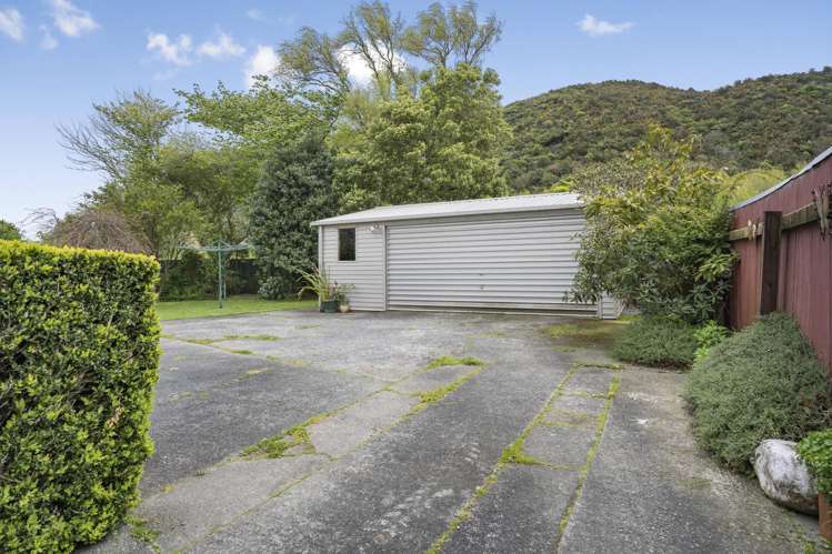 43 Parenga Street Wainuiomata_18