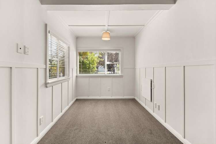 16 Hammond Road Taradale_10