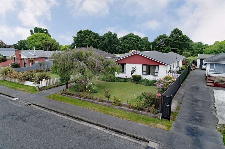 12 Fairmont Place Hornby_14