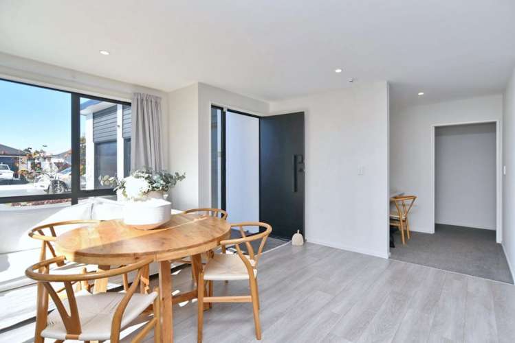 10 Jury Lane Woodend_17