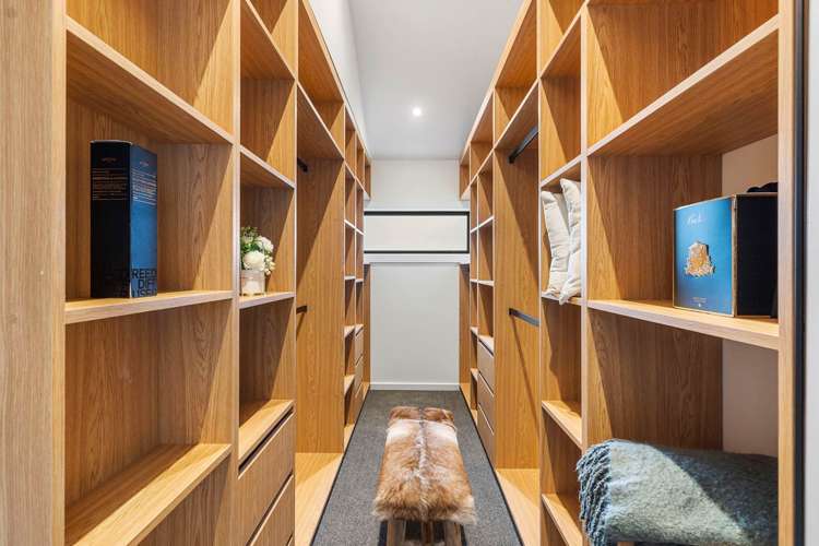 4 Taku Close Long Bay_21