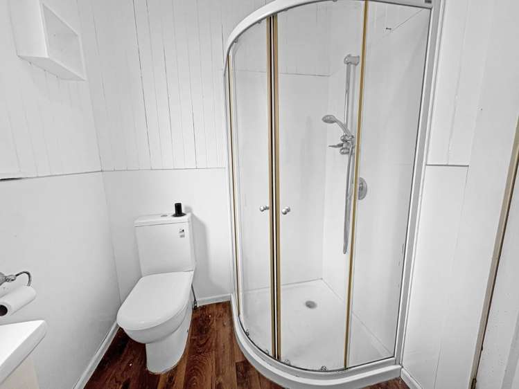 37 Manuka Street 1200_9