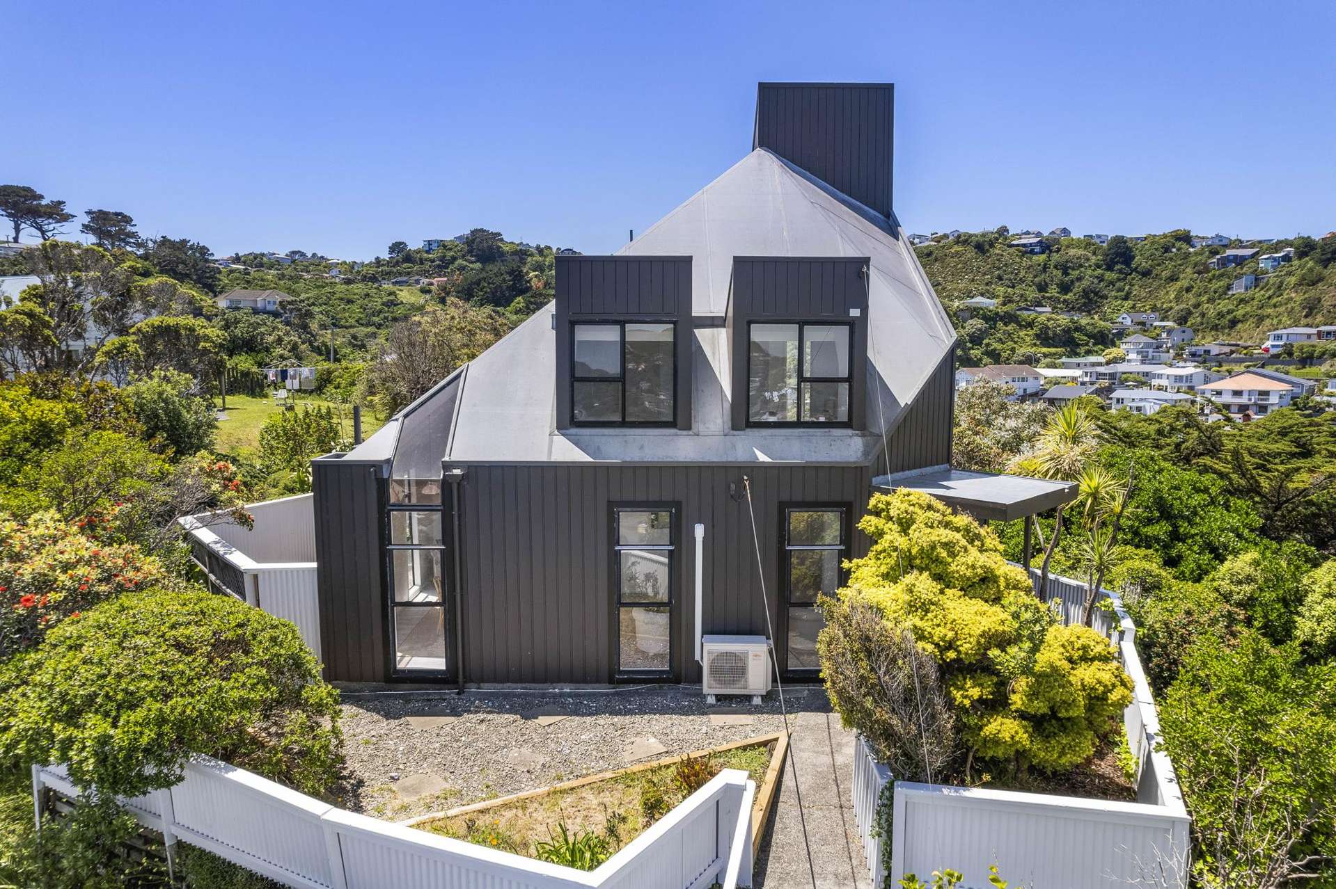 20 Carlisle Street Island Bay_0