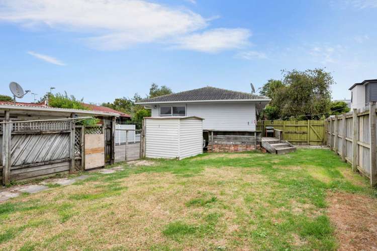 6 Finlow Drive Te Atatu South_17