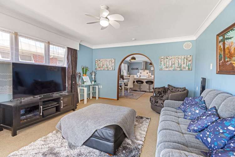 650 Queen Street East Levin_7