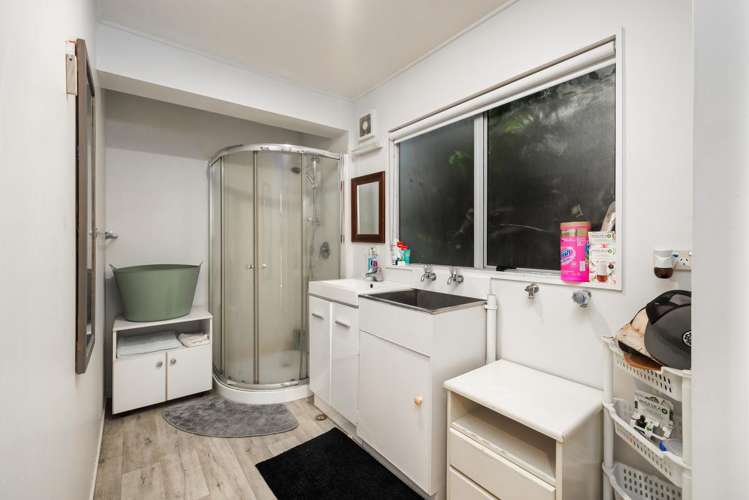 17 Tui Grove Paihia_13