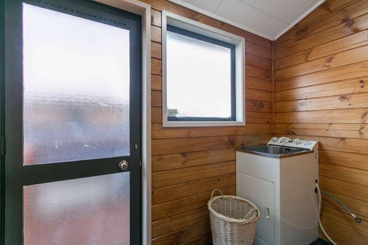 40 Airfield Road Takanini_27