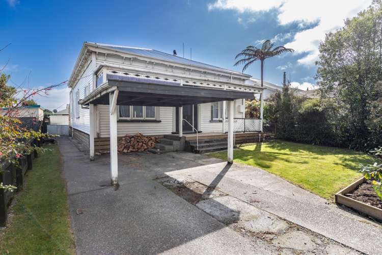8 Perotti Street Greymouth_15