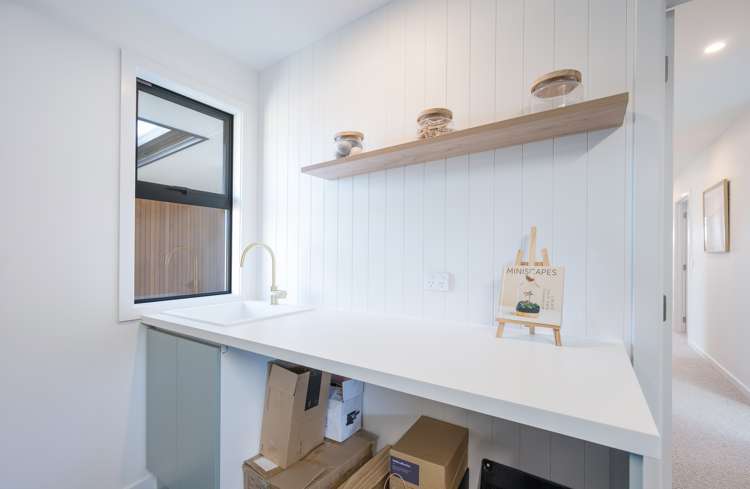 1 Hallmark Drive Hope_25