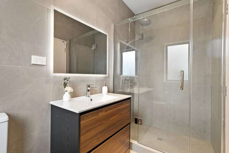 137 Keri Vista Rise Papakura_18