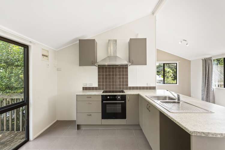 85a Fairclough Road Beach Haven_5