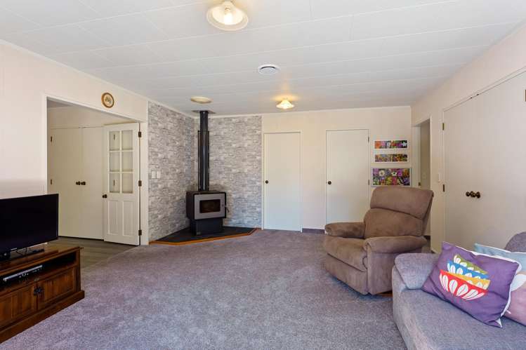 111 Greenwood Boulevard Otaki_16
