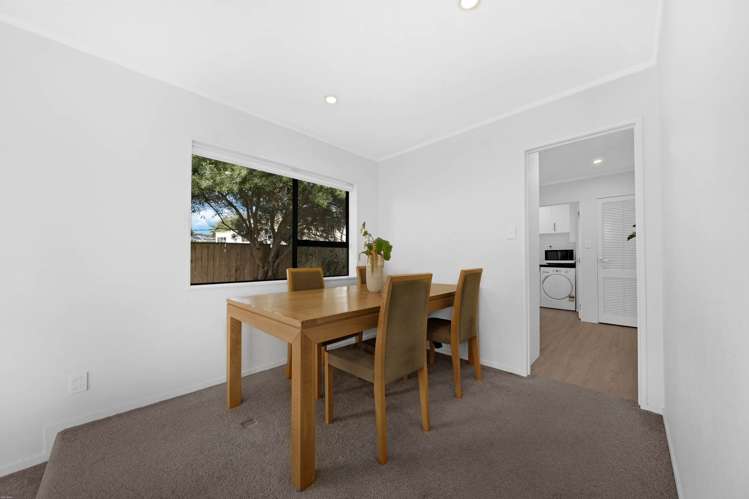 2/29 Vivian Wilson Drive Eastern Beach_8