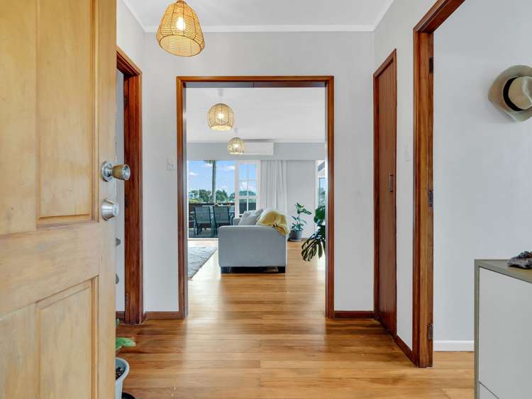 14 Brightside Road Stanmore Bay_2