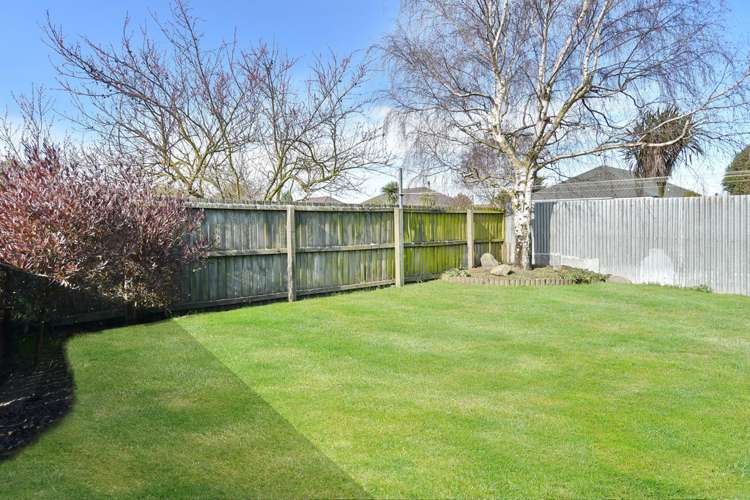 2 Dickson Crescent Hornby_16